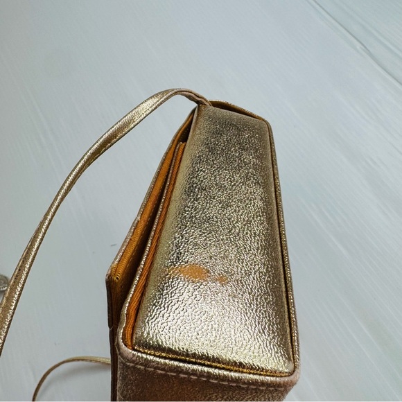 Vintage Elegant Gold Women's Shoulder bag purse - Picture 5 of 11